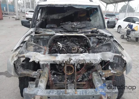 2008 Jeep Commander Sport z USA, uszkodzony, nr VIN 1J8HH48K88C224919